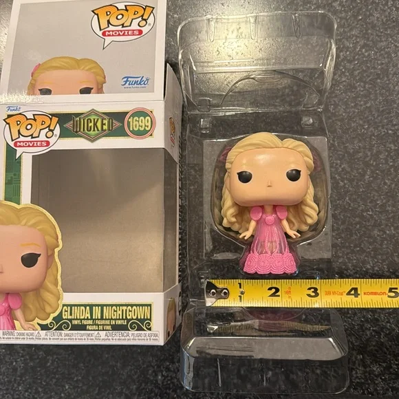 Funko Pop! Wicked Glinda in Nightgown - Picture 3 of 6